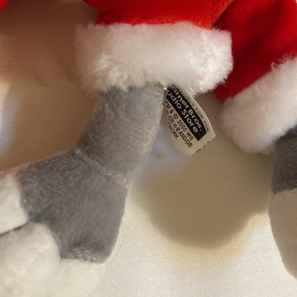 Bugs Bunny Christmas Rabbit - Picture 3 of 3